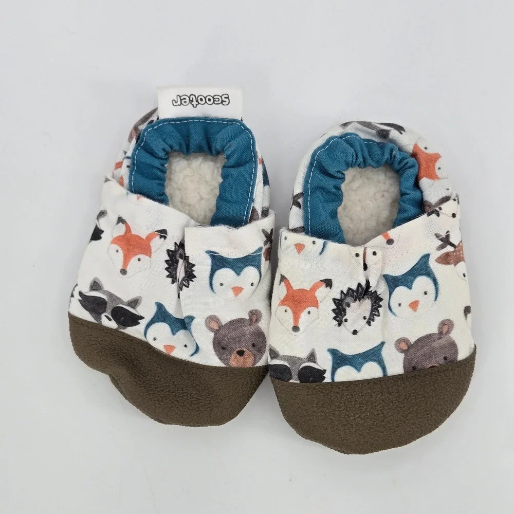 Scooter Baby Woodland Animals Slippers Genuine Sheepskin Moccasins Bundle Size 2